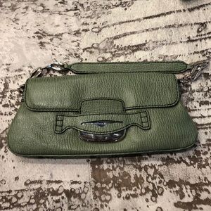 Meet your Posher, Henry